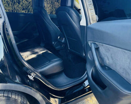 Чорний Тесла Model Y, об'ємом двигуна 0 л та пробігом 58 тис. км за 25000 $, фото 21 на Automoto.ua