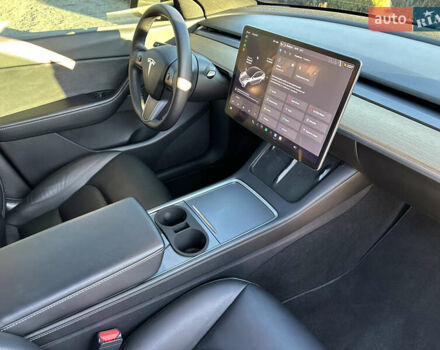 Черный Тесла Model Y, объемом двигателя 0 л и пробегом 60 тыс. км за 22999 $, фото 30 на Automoto.ua