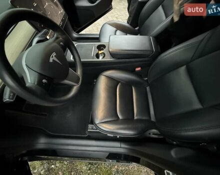 Черный Тесла Model Y, объемом двигателя 0 л и пробегом 146 тыс. км за 24200 $, фото 15 на Automoto.ua