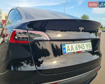 Черный Тесла Model Y, объемом двигателя 0 л и пробегом 128 тыс. км за 29999 $, фото 5 на Automoto.ua
