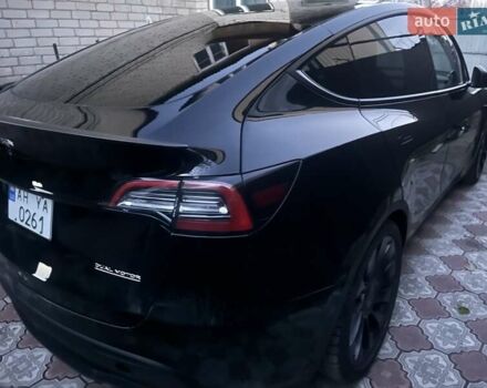 Черный Тесла Model Y, объемом двигателя 0 л и пробегом 90 тыс. км за 32818 $, фото 12 на Automoto.ua
