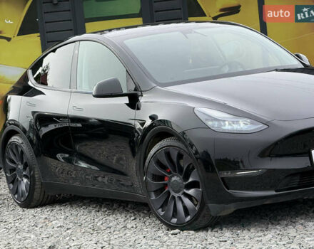 Чорний Тесла Model Y, об'ємом двигуна 0 л та пробігом 62 тис. км за 24999 $, фото 7 на Automoto.ua