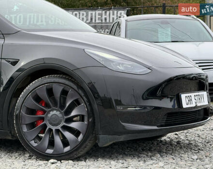 Чорний Тесла Model Y, об'ємом двигуна 0 л та пробігом 62 тис. км за 24999 $, фото 9 на Automoto.ua