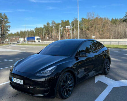 Черный Тесла Model Y, объемом двигателя 0 л и пробегом 50 тыс. км за 42000 $, фото 6 на Automoto.ua