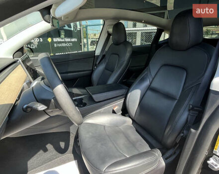 Черный Тесла Model Y, объемом двигателя 0 л и пробегом 51 тыс. км за 27300 $, фото 9 на Automoto.ua