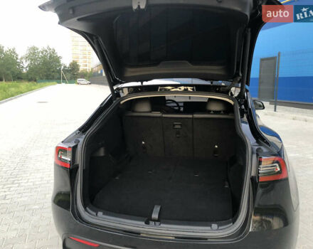 Черный Тесла Model Y, объемом двигателя 0 л и пробегом 63 тыс. км за 27500 $, фото 25 на Automoto.ua