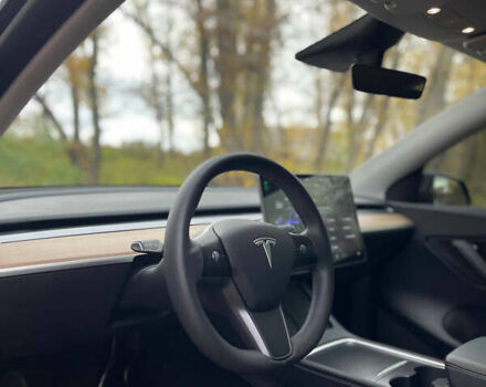 Черный Тесла Model Y, объемом двигателя 0 л и пробегом 158 тыс. км за 22000 $, фото 10 на Automoto.ua