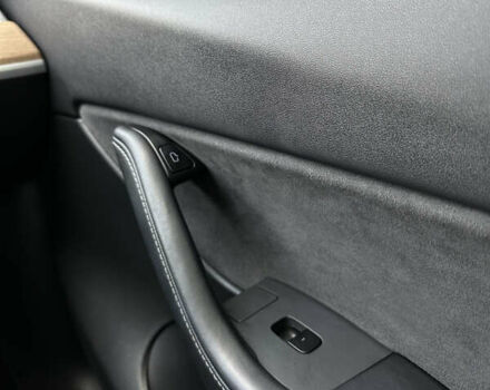 Чорний Тесла Model Y, об'ємом двигуна 0 л та пробігом 47 тис. км за 28000 $, фото 13 на Automoto.ua