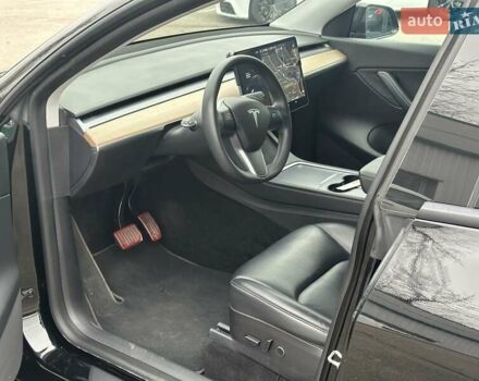 Черный Тесла Model Y, объемом двигателя 0 л и пробегом 127 тыс. км за 26990 $, фото 12 на Automoto.ua