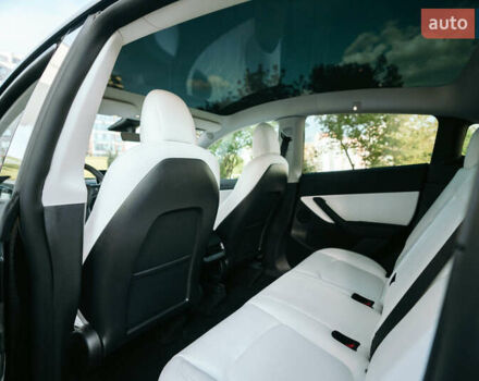 Черный Тесла Model Y, объемом двигателя 0 л и пробегом 44 тыс. км за 31499 $, фото 27 на Automoto.ua