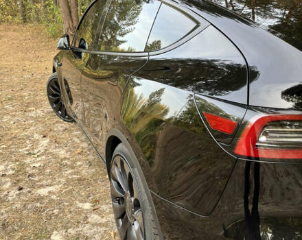 Черный Тесла Model Y, объемом двигателя 0 л и пробегом 125 тыс. км за 24300 $, фото 4 на Automoto.ua
