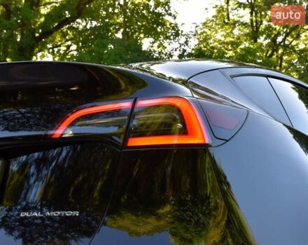 Черный Тесла Model Y, объемом двигателя 0 л и пробегом 82 тыс. км за 24950 $, фото 21 на Automoto.ua