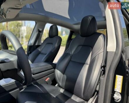 Чорний Тесла Model Y, об'ємом двигуна 0 л та пробігом 55 тис. км за 24000 $, фото 17 на Automoto.ua