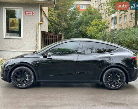 Черный Тесла Model Y, объемом двигателя 0 л и пробегом 82 тыс. км за 26000 $, фото 10 на Automoto.ua