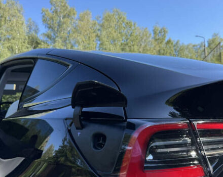 Чорний Тесла Model Y, об'ємом двигуна 0 л та пробігом 113 тис. км за 22222 $, фото 25 на Automoto.ua
