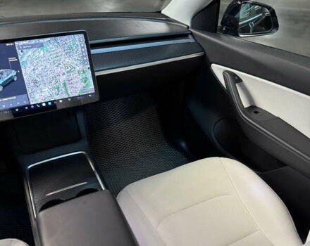 Черный Тесла Model Y, объемом двигателя 0 л и пробегом 33 тыс. км за 25900 $, фото 35 на Automoto.ua