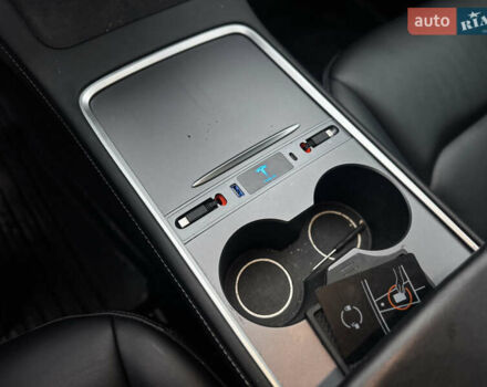 Чорний Тесла Model Y, об'ємом двигуна 0 л та пробігом 13 тис. км за 24500 $, фото 27 на Automoto.ua