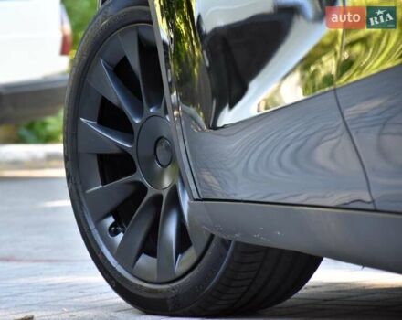 Черный Тесла Model Y, объемом двигателя 0 л и пробегом 82 тыс. км за 24950 $, фото 23 на Automoto.ua