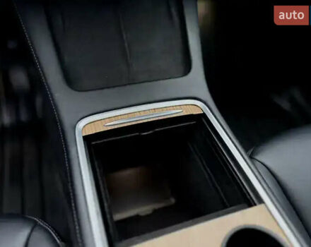 Черный Тесла Model Y, объемом двигателя 0 л и пробегом 162 тыс. км за 25700 $, фото 4 на Automoto.ua