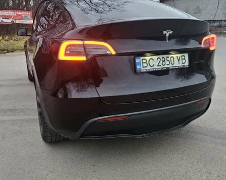 Черный Тесла Model Y, объемом двигателя 0 л и пробегом 45 тыс. км за 27777 $, фото 3 на Automoto.ua