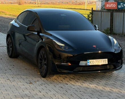 Черный Тесла Model Y, объемом двигателя 0 л и пробегом 60 тыс. км за 27500 $, фото 2 на Automoto.ua