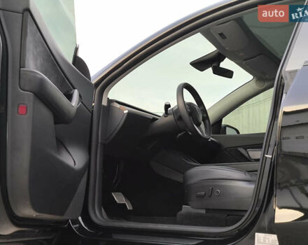 Черный Тесла Model Y, объемом двигателя 0 л и пробегом 57 тыс. км за 23950 $, фото 25 на Automoto.ua