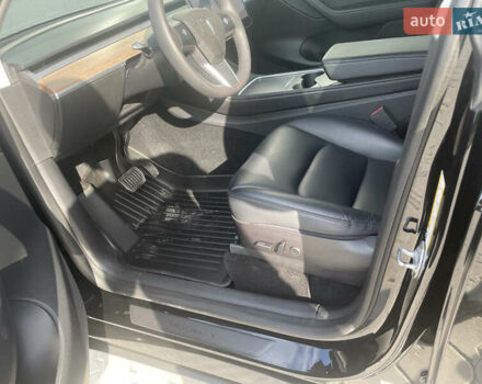 Чорний Тесла Model Y, об'ємом двигуна 0 л та пробігом 43 тис. км за 28300 $, фото 67 на Automoto.ua