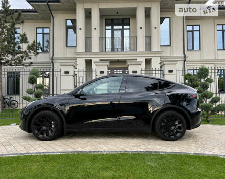 Черный Тесла Model Y, объемом двигателя 0 л и пробегом 21 тыс. км за 44000 $, фото 7 на Automoto.ua