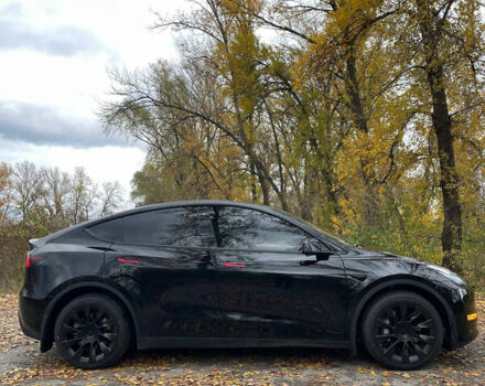 Черный Тесла Model Y, объемом двигателя 0 л и пробегом 158 тыс. км за 22000 $, фото 1 на Automoto.ua