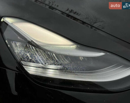 Черный Тесла Model Y, объемом двигателя 0 л и пробегом 82 тыс. км за 26000 $, фото 4 на Automoto.ua