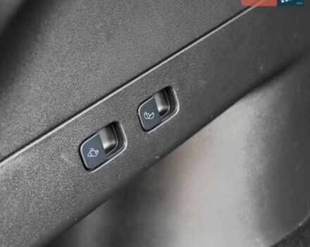 Черный Тесла Model Y, объемом двигателя 0 л и пробегом 73 тыс. км за 25950 $, фото 67 на Automoto.ua