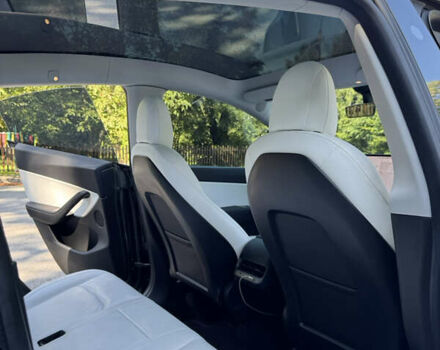 Чорний Тесла Model Y, об'ємом двигуна 0 л та пробігом 113 тис. км за 22222 $, фото 12 на Automoto.ua