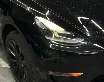 Черный Тесла Model Y, объемом двигателя 0 л и пробегом 124 тыс. км за 24900 $, фото 6 на Automoto.ua