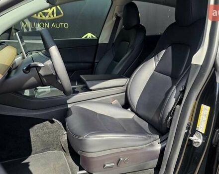 Черный Тесла Model Y, объемом двигателя 0 л и пробегом 138 тыс. км за 24900 $, фото 10 на Automoto.ua