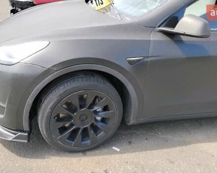 Черный Тесла Model Y, объемом двигателя 0 л и пробегом 165 тыс. км за 18800 $, фото 5 на Automoto.ua