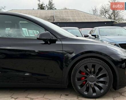 Черный Тесла Model Y, объемом двигателя 0 л и пробегом 141 тыс. км за 23999 $, фото 9 на Automoto.ua