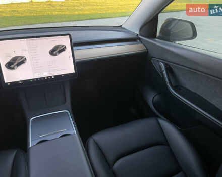 Чорний Тесла Model Y, об'ємом двигуна 0 л та пробігом 116 тис. км за 21800 $, фото 45 на Automoto.ua