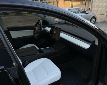 Черный Тесла Model Y, объемом двигателя 0 л и пробегом 59 тыс. км за 28999 $, фото 12 на Automoto.ua