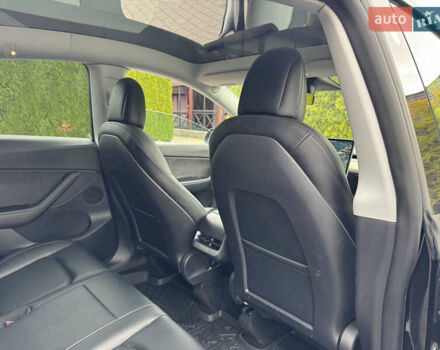 Чорний Тесла Model Y, об'ємом двигуна 0 л та пробігом 62 тис. км за 24999 $, фото 47 на Automoto.ua