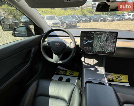 Черный Тесла Model Y, объемом двигателя 0 л и пробегом 51 тыс. км за 27300 $, фото 16 на Automoto.ua