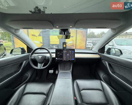 Чорний Тесла Model Y, об'ємом двигуна 0 л та пробігом 62 тис. км за 24999 $, фото 4 на Automoto.ua