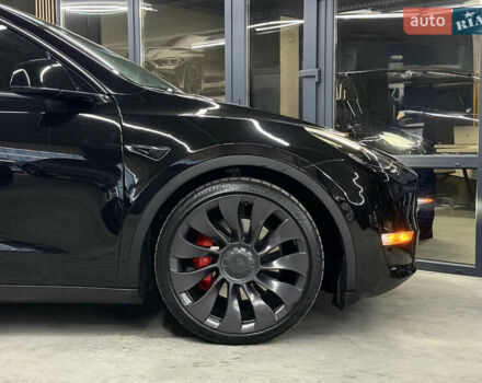 Черный Тесла Model Y, объемом двигателя 0 л и пробегом 70 тыс. км за 26900 $, фото 4 на Automoto.ua