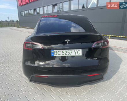 Чорний Тесла Model Y, об'ємом двигуна 0 л та пробігом 43 тис. км за 28300 $, фото 56 на Automoto.ua