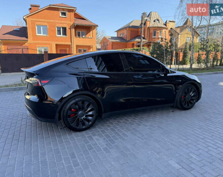 Чорний Тесла Model Y, об'ємом двигуна 0 л та пробігом 68 тис. км за 27500 $, фото 56 на Automoto.ua