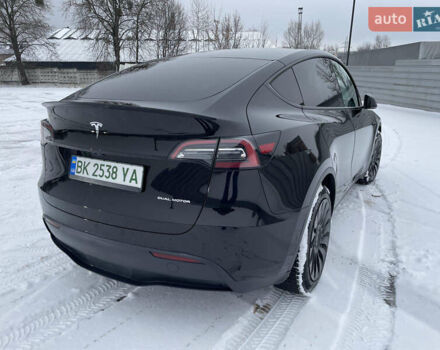 Черный Тесла Model Y, объемом двигателя 0 л и пробегом 40 тыс. км за 24500 $, фото 4 на Automoto.ua
