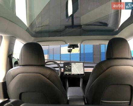 Черный Тесла Model Y, объемом двигателя 0 л и пробегом 63 тыс. км за 27500 $, фото 20 на Automoto.ua