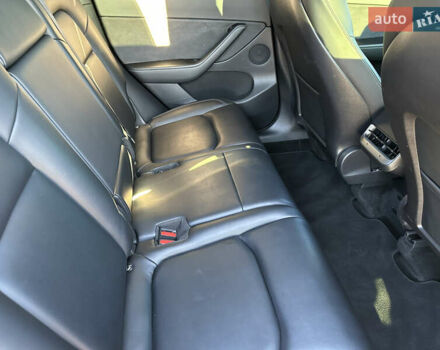 Черный Тесла Model Y, объемом двигателя 0 л и пробегом 60 тыс. км за 22999 $, фото 25 на Automoto.ua