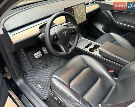 Чорний Тесла Model Y, об'ємом двигуна 0 л та пробігом 70 тис. км за 27000 $, фото 10 на Automoto.ua