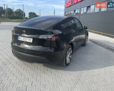 Чорний Тесла Model Y, об'ємом двигуна 0 л та пробігом 43 тис. км за 28300 $, фото 6 на Automoto.ua