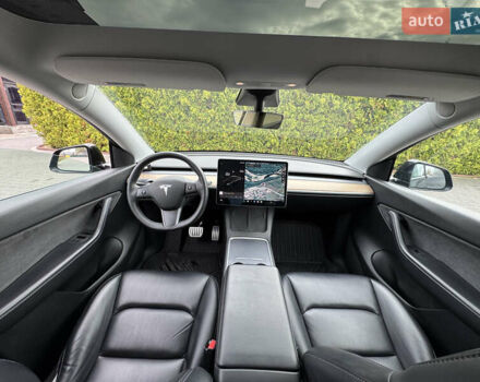 Чорний Тесла Model Y, об'ємом двигуна 0 л та пробігом 62 тис. км за 24999 $, фото 4 на Automoto.ua